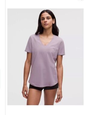 Lululemon Women's V-Neck Short Sleeve Top in Lotus Lavender